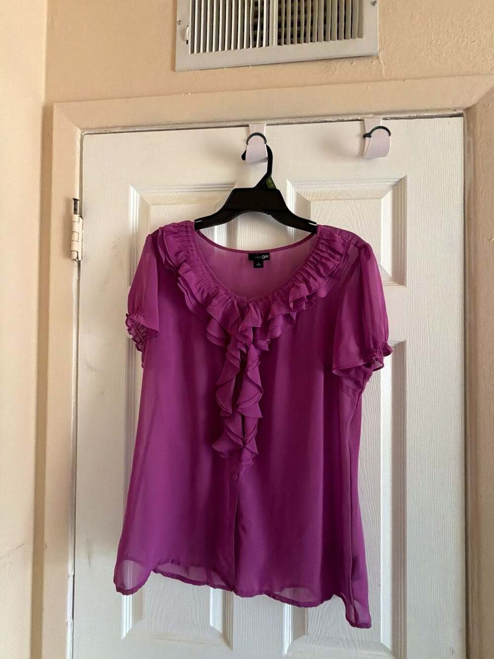 East 5th Women's Purple Chiffon Ruffle Front Short Puff Sleeve Blouse HOM1208-H